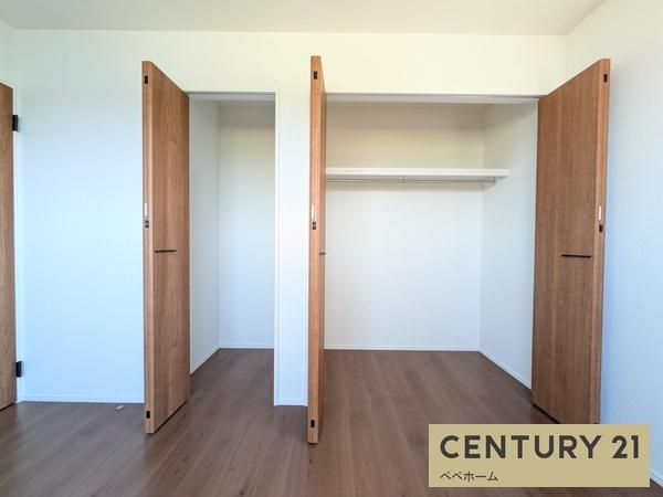 よかタウン菊陽町久保田5期12号棟(収納)