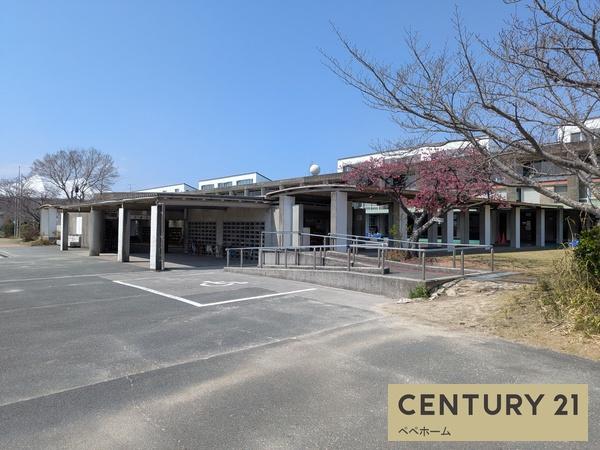 よかタウン宇土市松原町2期3号棟(宇土東小学校)