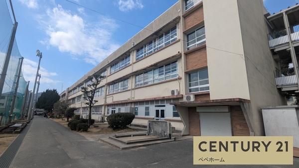 リナージュ西区池田3丁目第1期1号棟(京陵中学校)