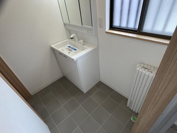 四日市市小生町の中古一戸建て