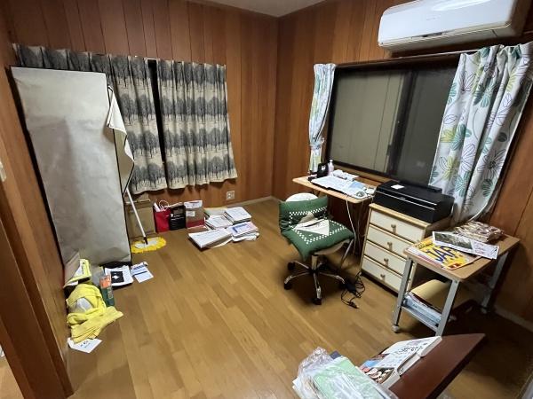亀山市みどり町の中古一戸建て