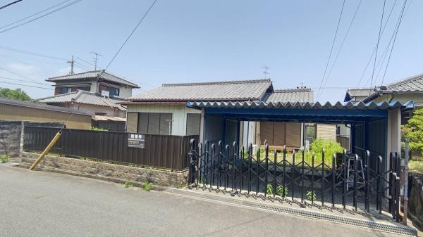 亀山市みどり町の中古一戸建