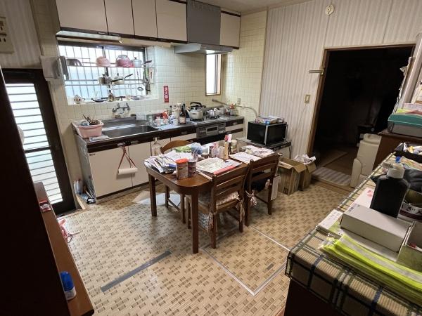 亀山市みどり町の中古一戸建