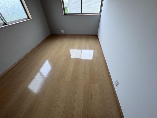 鈴鹿市東磯山１丁目の中古一戸建て