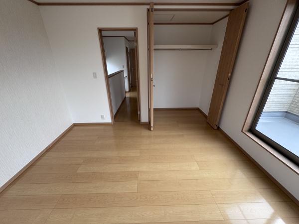 鈴鹿市東磯山１丁目の中古一戸建て
