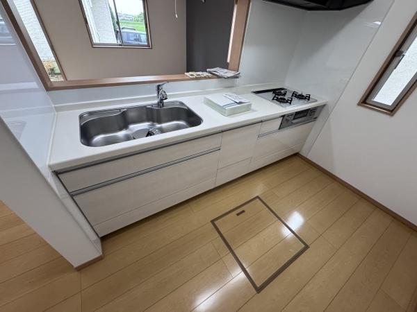 鈴鹿市東磯山１丁目の中古一戸建