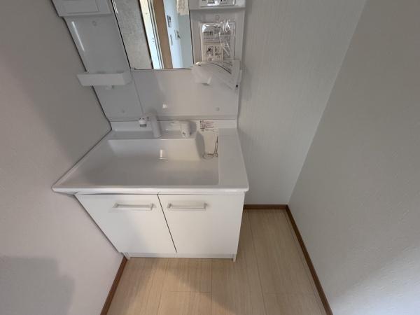 鈴鹿市東磯山１丁目の中古一戸建て