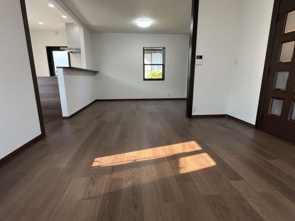 四日市伊坂台３丁目　中古戸建