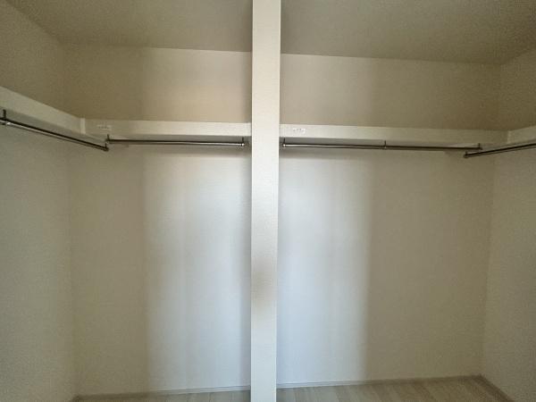 いなべ市大安町石榑東　1号棟