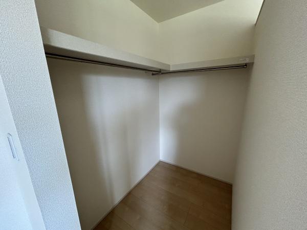 いなべ市大安町石榑東　1号棟