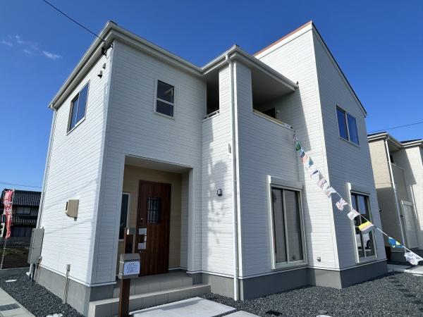 いなべ市大安町石榑東　1号棟