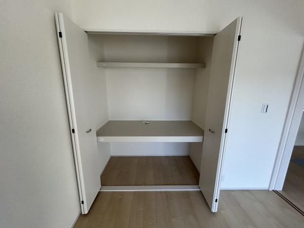 いなべ市大安町石榑東　1号棟