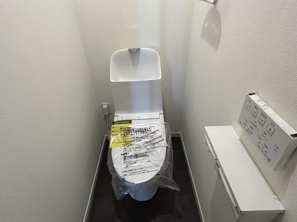 プレサンスアージュ四日市東富田町　新築一戸建