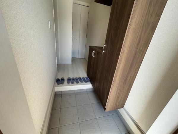 四日市市富田一色町2号棟　新築戸建