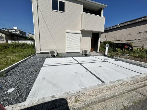 四日市市富田一色町2号棟　新築戸建