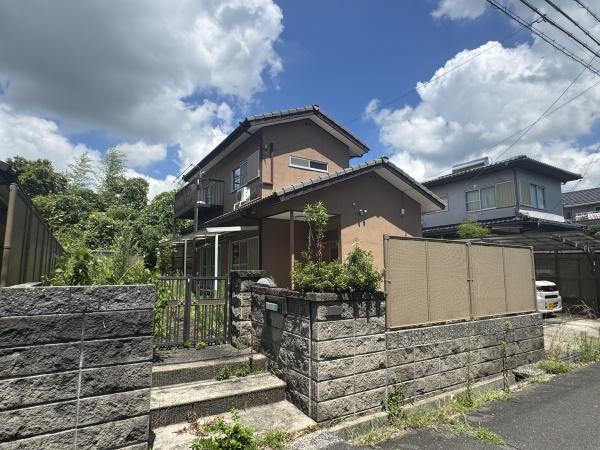 員弁郡東員町笹尾西１丁目の中古一戸建て
