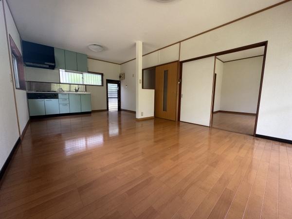 員弁郡東員町笹尾西1丁目　中古戸建