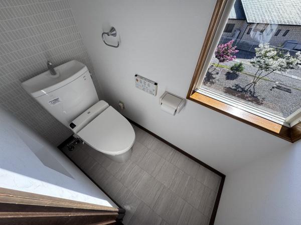 亀山市みずほ台の中古一戸建て