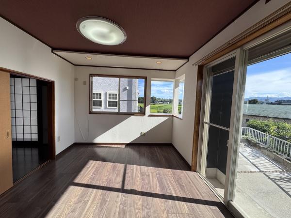 亀山市みずほ台の中古一戸建て