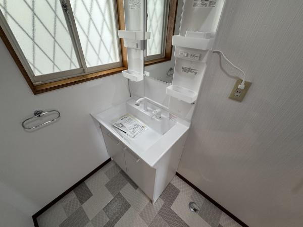 亀山市みずほ台の中古一戸建て