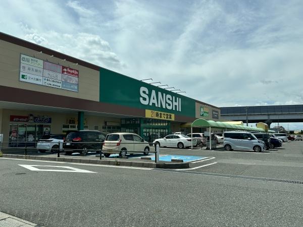 三重郡川越町大字南福崎の土地(スーパーサンシみえ川越インター店)