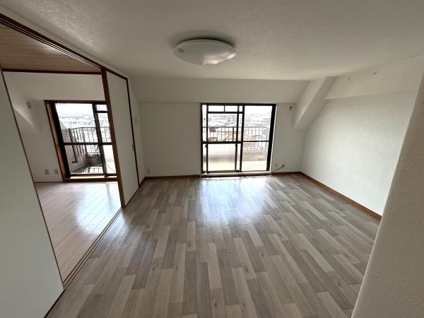 サエラ旭が丘506 中古マンション(リビング)