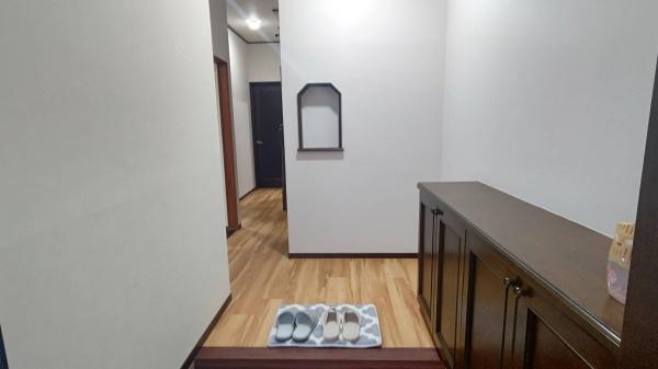 三重郡川越町大字南福崎の中古一戸建て(玄関)