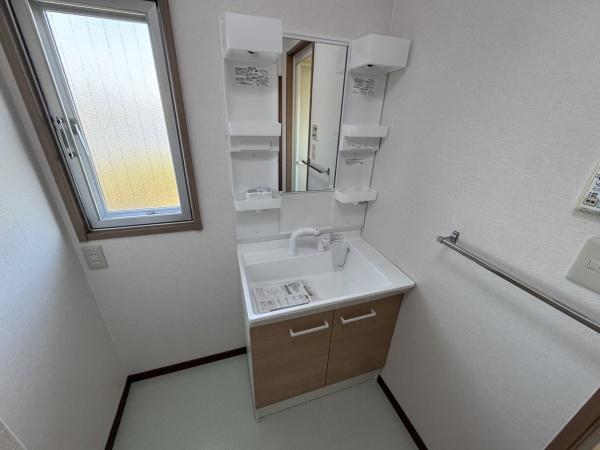 津市白塚町の中古一戸建て