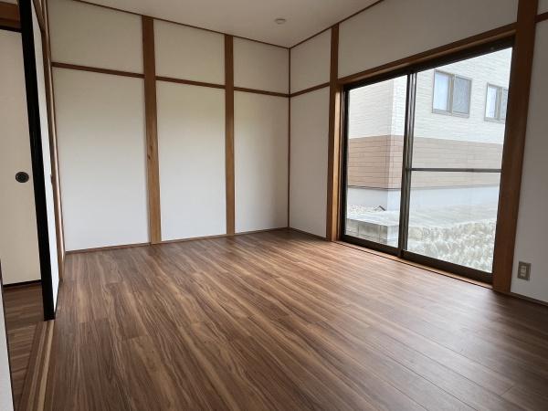 四日市市南いかるが町の中古一戸建て