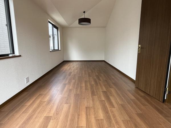 四日市市桜新町１丁目の中古一戸建て