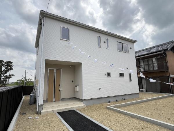 三重郡菰野町永井2号棟　新築戸建