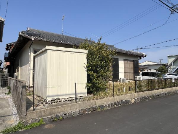 四日市市西富田２丁目の中古一戸建て