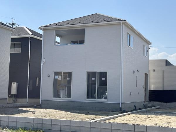 三重郡川越町大字亀崎新田の新築一戸建
