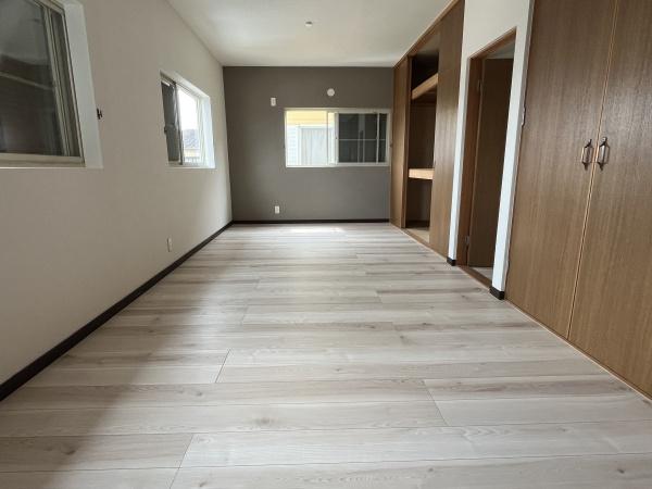 四日市市西松本町の中古一戸建て