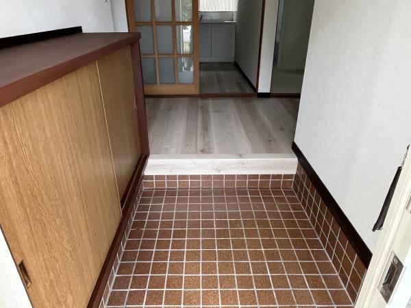 四日市市西松本町の中古一戸建て