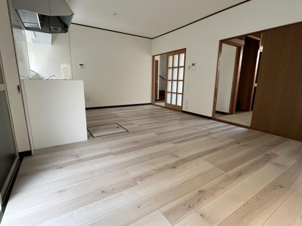 四日市市西松本町の中古一戸建て