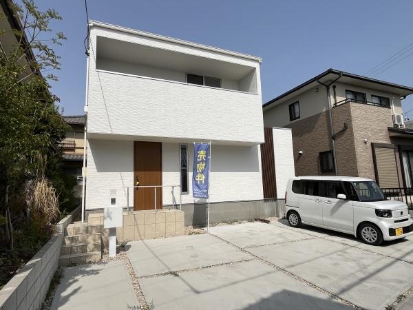 四日市市西阿倉川　戸建
