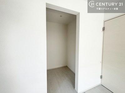 千葉市美浜区真砂3丁目　2号棟