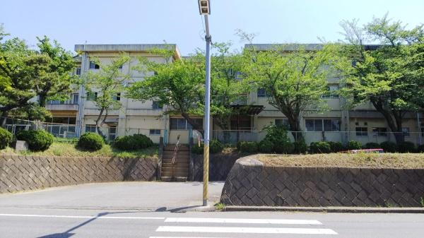 千葉市花見川区こてはし台2丁目の新築一戸建(千葉市立こてはし台中学校)