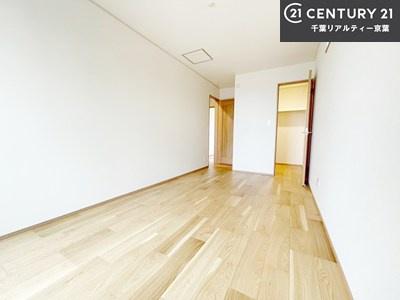 松戸市新松戸南1丁目　D号棟