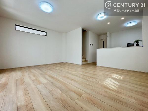 船橋市新高根6丁目　B号棟　新築戸建