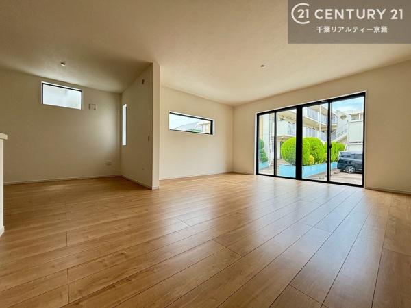 松戸市六高台2丁目　1号棟　新築戸建