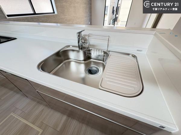 松戸市六高台5丁目　新築戸建て