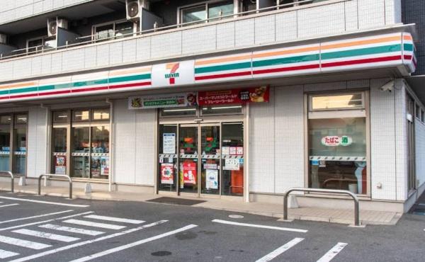 習志野市鷺沼台3丁目 1号棟(セブンイレブン京成大久保駅南店)