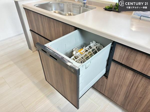 千葉市美浜区真砂5丁目　1号棟