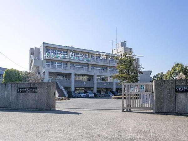 習志野市香澄3丁目 1号棟(習志野市立香澄小学校)