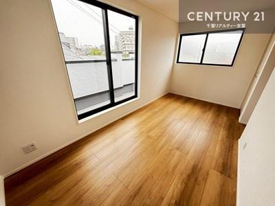 柏市あけぼの2丁目　1号棟