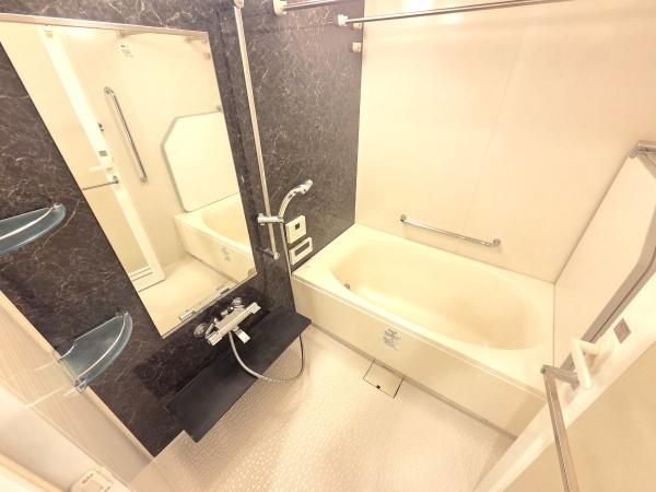 ブランズ六地蔵ユニハイム
