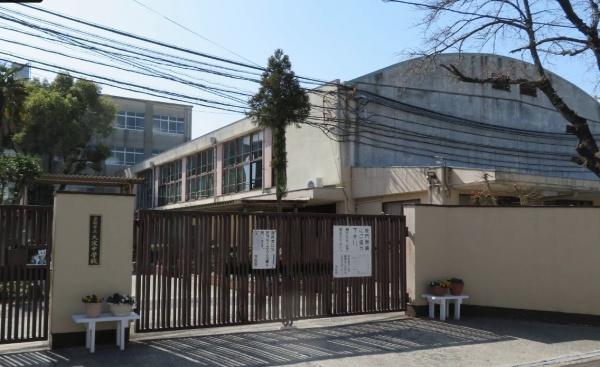 京都市伏見区淀際目町の中古一戸建て(京都市立大淀中学校)