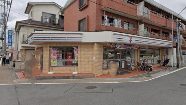ルネ藤の森(セブンイレブン深草直違橋店)